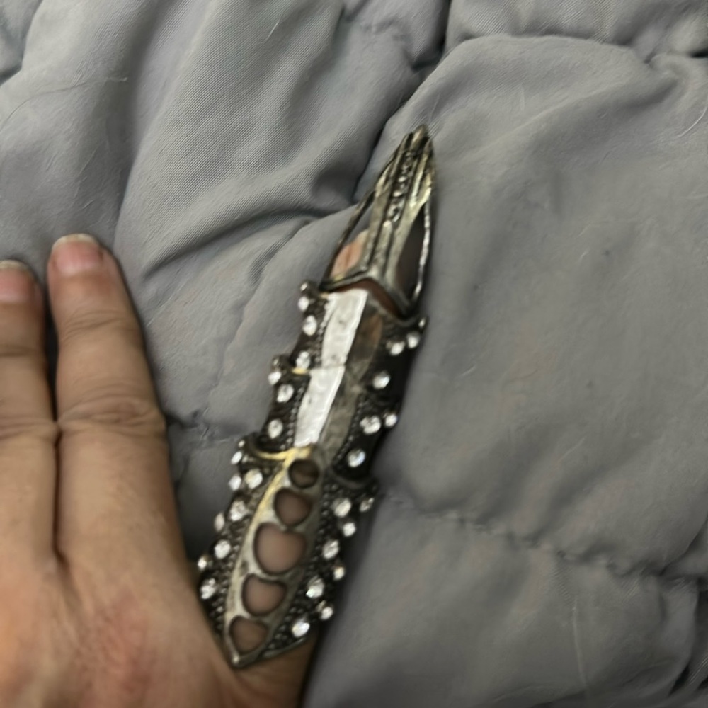 Claw full finger ring